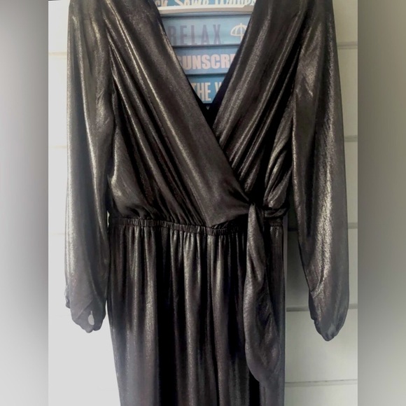 EXPRESS Gunmetal jumpsuit w/belt, surplice V-neckline perfect 4 holidays like me - Picture 7 of 10